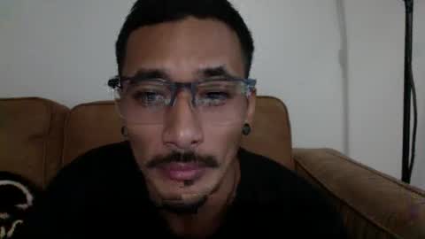 Snapshot of j0nnyk1ng chatting on October 2, 7:59 am Mugen online show from October 2, 7:59 am