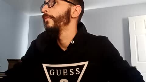 Yoursexxyguy online show from February 14, 7:32 pm