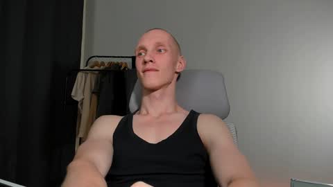 Snapshot of j_akira13 chatting on December 23, 2:17 pm Danny online show from December 23, 2:17 pm