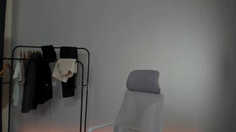 Snapshot of j_akira13 chatting on December 26, 8:07 am Danny online show from December 26, 8:07 am