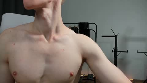 Snapshot of j_akira13 chatting on January 2, 7:12 am Danny online show from January 2, 7:12 am