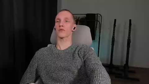 Snapshot of j_akira13 chatting on February 23, 6:28 am Danny online show from February 23, 6:28 am