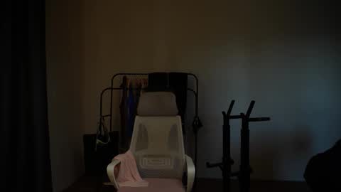 Snapshot of j_akira13 chatting on September 28, 5:57 am Danny online show from September 28, 5:57 am