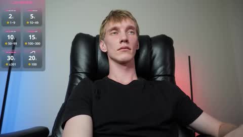 Snapshot of j_akira13 chatting on October 23, 9:30 am Danny online show from October 23, 9:30 am