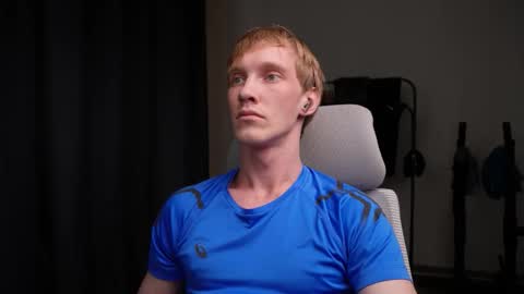 Snapshot of j_akira13 chatting on November 6, 10:05 am Danny online show from November 6, 10:05 am