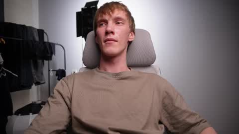 Snapshot of j_akira13 chatting on November 16, 9:37 am Danny online show from November 16, 9:37 am