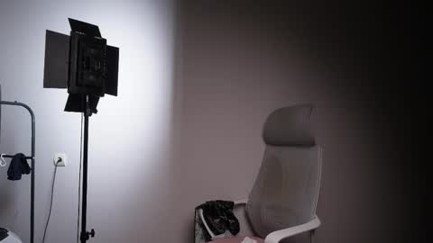 Snapshot of j_akira13 chatting on November 24, 7:35 pm Danny online show from November 24, 7:35 pm