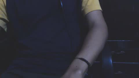 Snapshot of j_castello chatting on December 26, 2:33 am J online show from December 26, 2:33 am