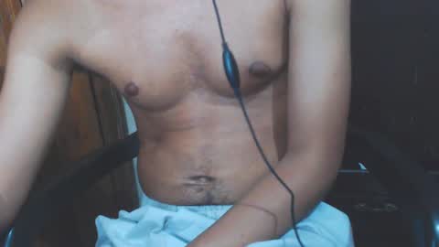 Snapshot of j_castello chatting on January 7, 12:13 am J online show from January 7, 12:13 am