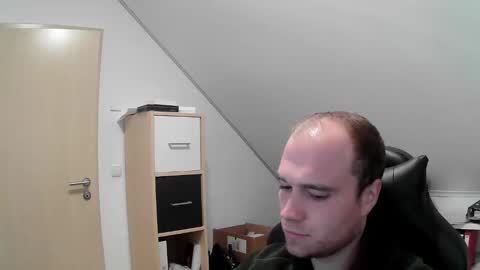 Snapshot of j_german783377 chatting on September 23, 10:40 am here4y online show from September 23, 10:40 am