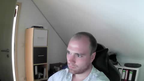 Snapshot of j_german783377 chatting on September 30, 2:11 pm here4y online show from September 30, 2:11 pm