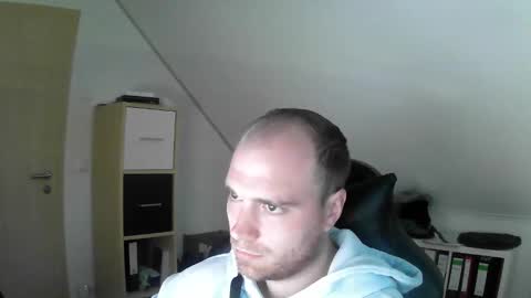 Snapshot of j_german783377 chatting on October 1, 8:42 am here4y online show from October 1, 8:42 am