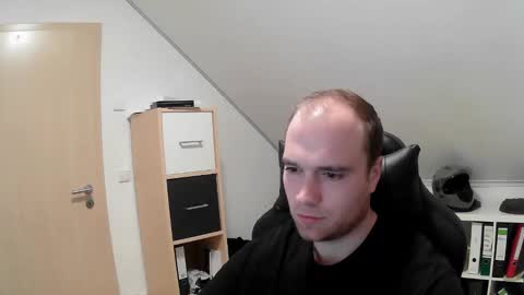 Snapshot of j_german783377 chatting on October 27, 7:56 am here4y online show from October 27, 7:56 am