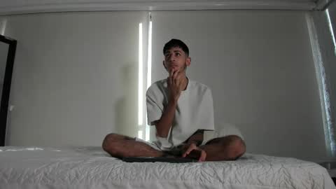 Snapshot of j_martony chatting on November 18, 12:31 pm j_martony online show from November 18, 12:31 pm