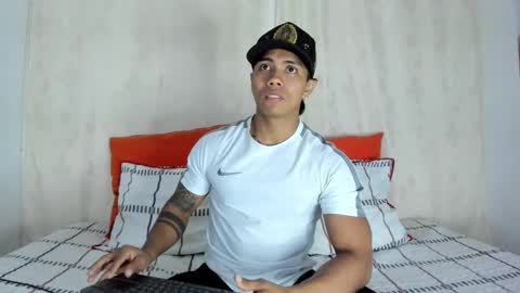 i am juan musiry independent model  online show from January 28, 5:11 am