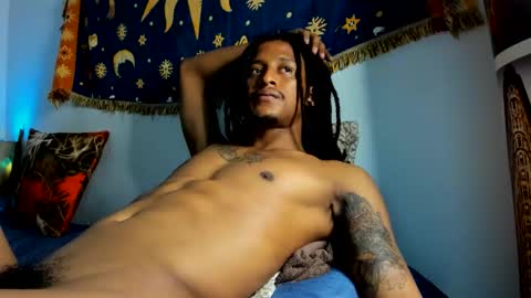 Snapshot of jaacksn chatting on December 5, 10:02 am jaacksn online show from December 5, 10:02 am