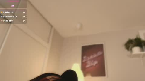 Snapshot of jaaddee_naughty chatting on May 19, 1:56 am Jade online show from May 19, 1:56 am