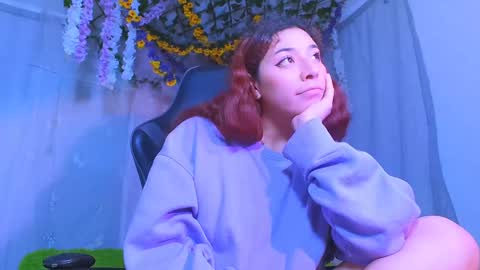 Snapshot of jaadee18 chatting on December 10, 4:24 am jade 18 online show from December 10, 4:24 am