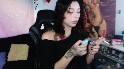 jade 18  online show from March 22, 5:22 am