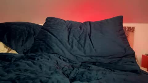 jac31313s online show from November 24, 7:08 am