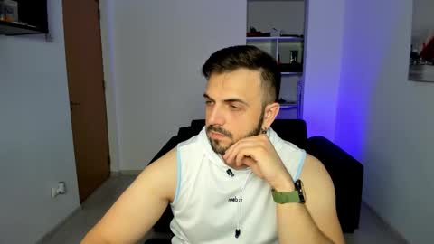 Snapshot of jace_thorne chatting on October 21, 7:03 pm Jace online show from October 21, 7:03 pm