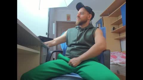 Snapshot of jaceblaze chatting on September 25, 5:11 am Jace online show from September 25, 5:11 am