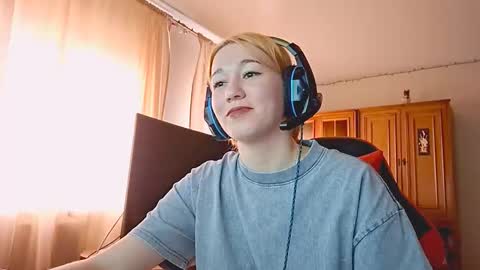 Snapshot of jacelyngarcea chatting on October 16, 8:48 am Lilo online show from October 16, 8:48 am