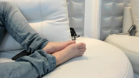 JACK DANIEL online show from November 11, 1:33 pm