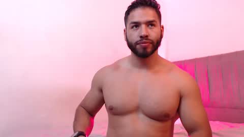 Snapshot of jack_master_muscle chatting on March 10, 2:39 am jack and leah online show from March 10, 2:39 am