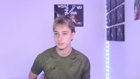 Snapshot of jack_walker190 chatting on September 24, 4:49 am J online show from September 24, 4:49 am