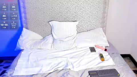 Jack White online show from February 11, 10:04 am