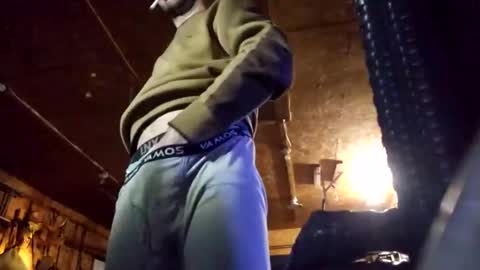 Snapshot of jackboys16 chatting on February 12, 9:10 am Dess online show from February 12, 9:10 am