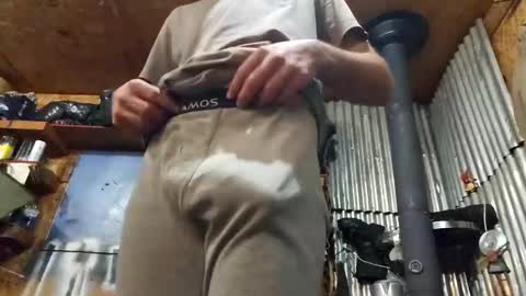 Snapshot of jackboys16 chatting on November 23, 8:58 am Dess online show from November 23, 8:58 am