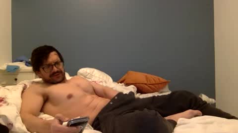 Snapshot of jackcharloe chatting on December 15, 1:21 am jackcharloe online show from December 15, 1:21 am