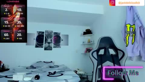 Snapshot of jackdeliciusdick chatting on December 2, 9:03 am jackdeliciusdick online show from December 2, 9:03 am