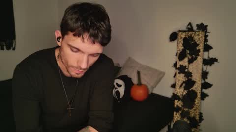 Snapshot of jackdesfeux chatting on October 26, 6:41 am Jack  online show from October 26, 6:41 am