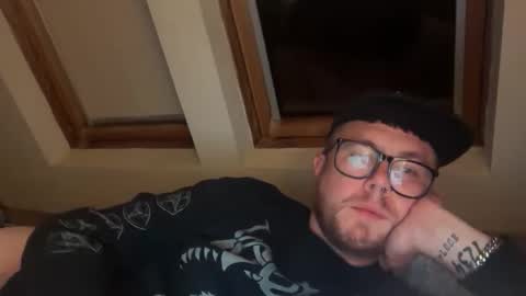 Snapshot of jackingitfordays chatting on October 3, 2:08 am Superdupersexytimes online show from October 3, 2:08 am