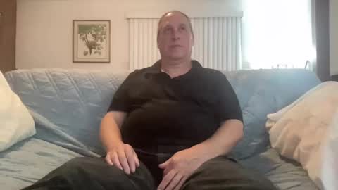 Snapshot of jackinhippie124 chatting on October 28, 2:48 am FunGuyTime online show from October 28, 2:48 am