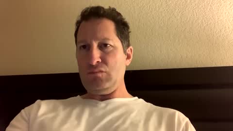 JKs Room online show from December 2, 5:04 am