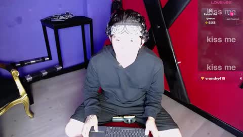 Snapshot of jackson_n_scarlett chatting on November 28, 2:53 pm Jackson n Scarlett online show from November 28, 2:53 pm