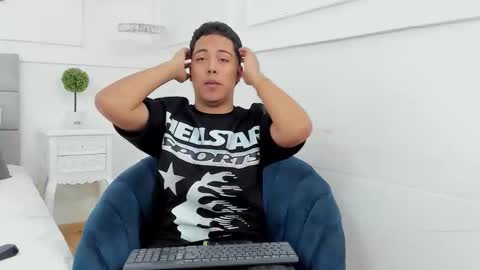 Snapshot of jackson_rush chatting on October 14, 3:51 am jackson_rush online show from October 14, 3:51 am