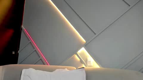 Snapshot of jackson_wayne__ chatting on February 19, 10:31 pm Jackson Wayne online show from February 19, 10:31 pm