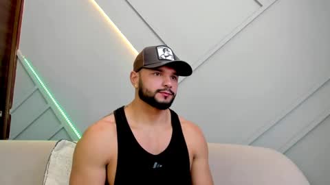 Snapshot of jackson_wayne__ chatting on March 2, 12:54 pm Jackson Wayne online show from March 2, 12:54 pm