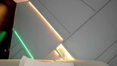 Snapshot of jackson_wayne__ chatting on March 12, 11:53 am Jackson Wayne online show from March 12, 11:53 am