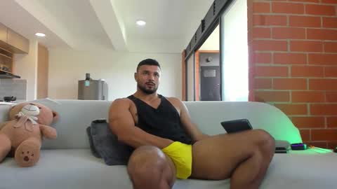 Snapshot of jackson_wayne__ chatting on November 30, 2:32 pm Jackson Wayne online show from November 30, 2:32 pm