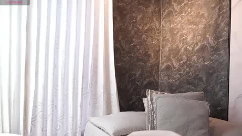 Jackson Bell online show from October 27, 2:21 pm