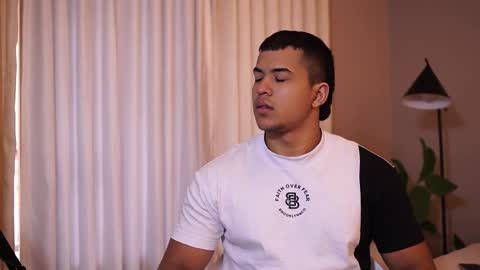 Jackson Bell online show from December 17, 1:17 pm