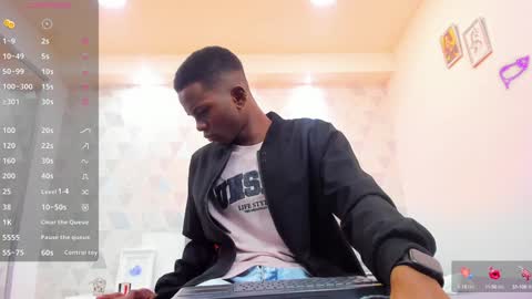 Snapshot of jacksonmuller_ chatting on December 4, 12:25 pm Jackson online show from December 4, 12:25 pm