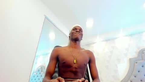 Snapshot of jacksonmuller_ chatting on December 12, 5:48 pm Jackson online show from December 12, 5:48 pm