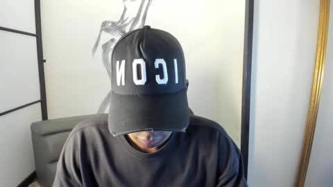 Snapshot of jacksonmuller_ chatting on October 9, 1:20 pm Jackson online show from October 9, 1:20 pm